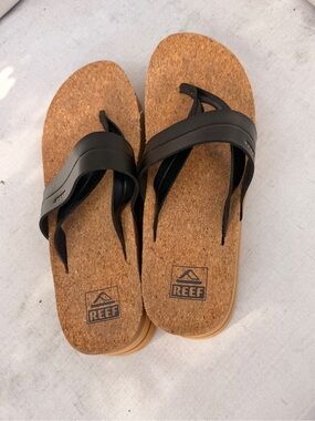Woman’s Reef Cork Footbed Sandals
